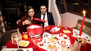 Yatta Evlenme Teklifi Yatta Evlilik Teklifi